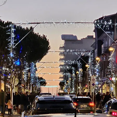 Le Capitole - Front De Benoit, Escapade A Deux アパート