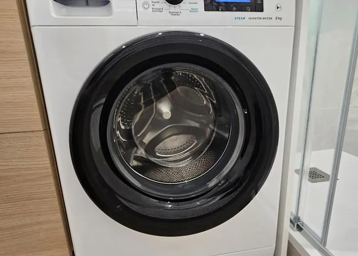 Le Capitole - Front De Benoit, Escapade A Deux