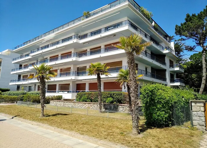 Le Capitole - Front De Benoit, Escapade A Deux